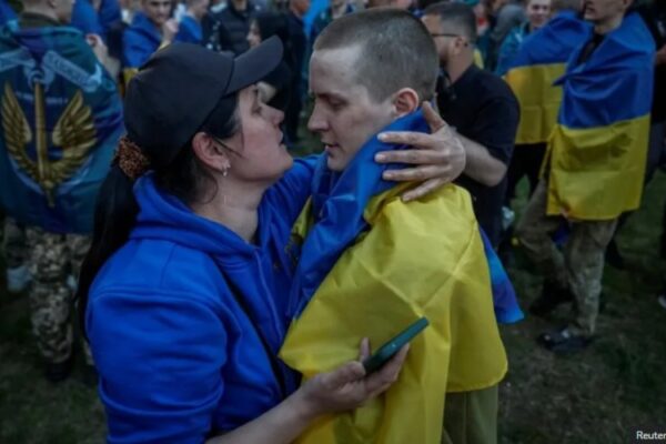 Putin preferon bisedime të drejtpërdrejta me Zelensky-n