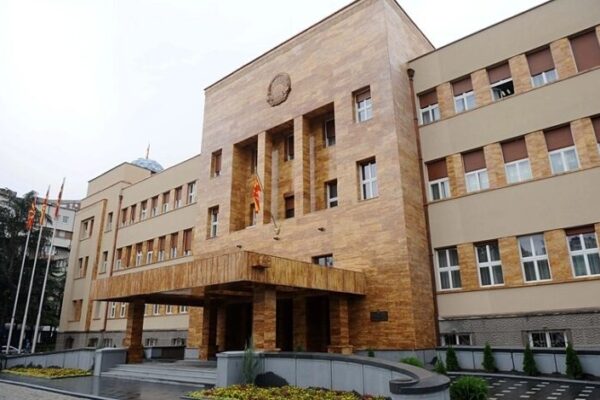 Dyshohet për dhënie të sekretit zyrtar në rastin “Aditivët” – Nuk pritet nismë për shkarkimin e kryetarës së Komisionit Antikorrupsion