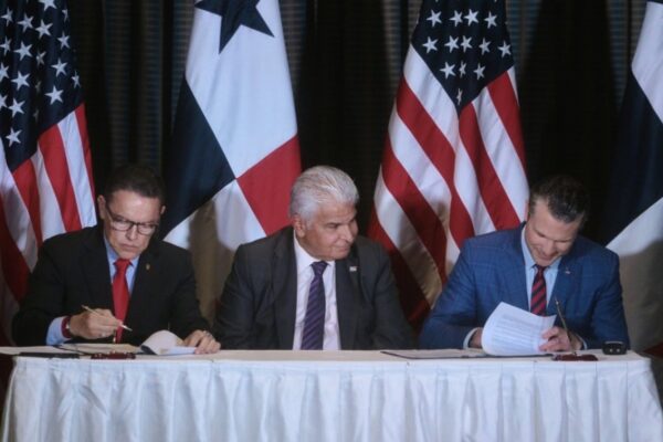 Panamaja kundërshton kthimin e ushtrisë amerikane për të garantuar “sigurinë” e kanalit