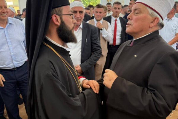 Shaqir Fetai ikonë e hipokrizisë