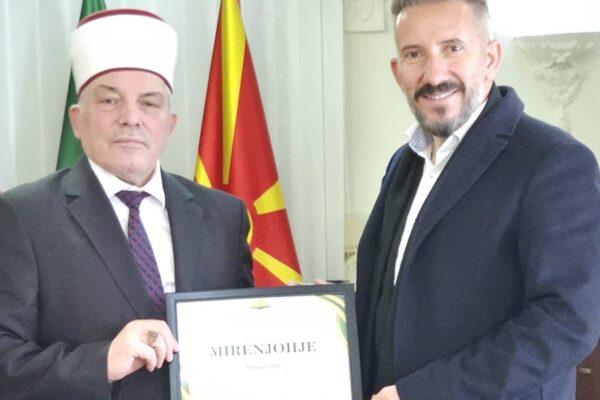 Media zvicerane preku imazhin e shqiptarëve apo hoxhën shqiptar?